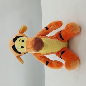 Disney Collection Tigger Medium 15” Plush new A9